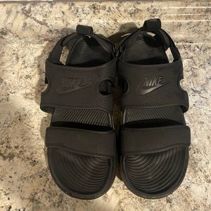 Nike Womens Sandals